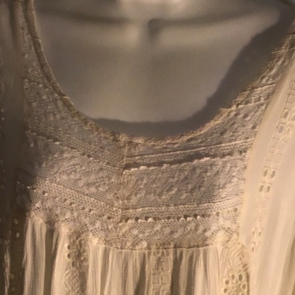 Women’s top marshmallow color - Picture 2 of 7